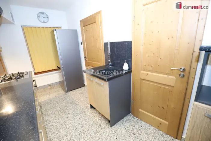 Pronájem bytu 3+1, Cheb, Hradební, 52 m2