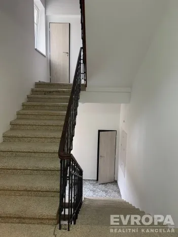 Pronájem bytu 1+kk, Jablonec nad Nisou, U Jeslí, 29 m2