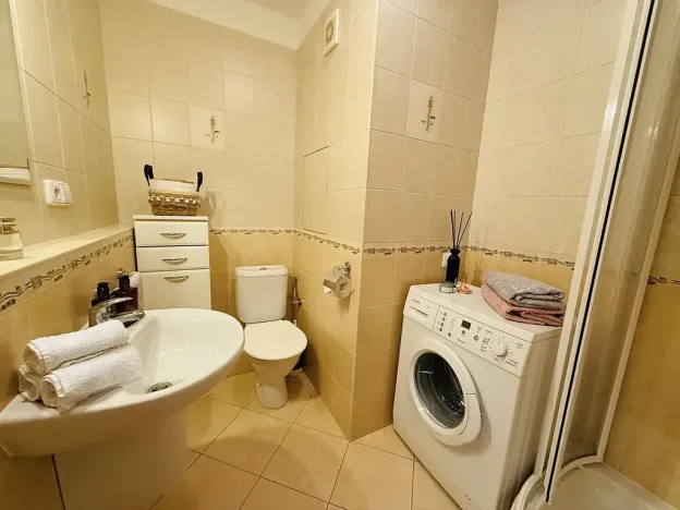 Pronájem bytu 2+kk, Louny, U Stadionu, 44 m2