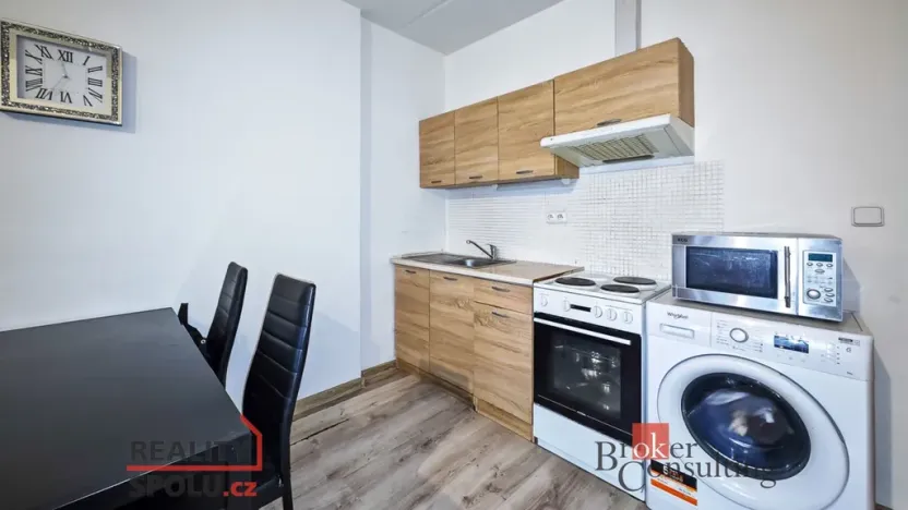 Prodej bytu 1+kk, Pardubice - Studánka, Erno Košťála, 32 m2