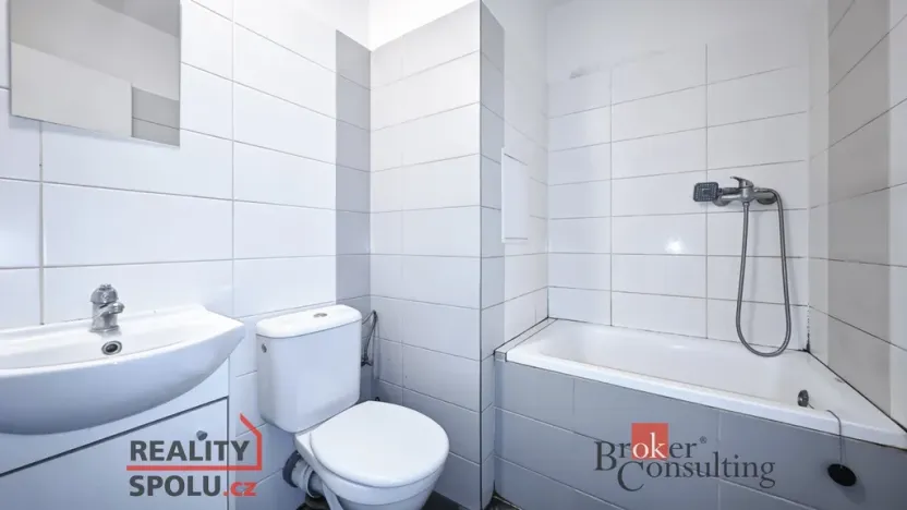 Prodej bytu 1+kk, Pardubice - Studánka, Erno Košťála, 32 m2