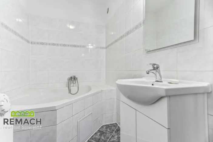 Pronájem bytu 3+1, Náchod, Pražská, 68 m2