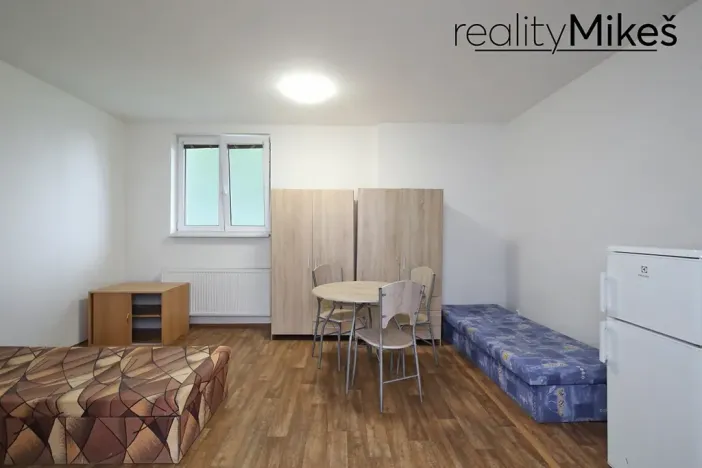 Prodej ubytování, Dobrovice, 500 m2