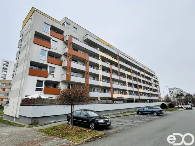 Pronájem bytu 3+kk, Praha, Hornoměcholupská, 65 m2