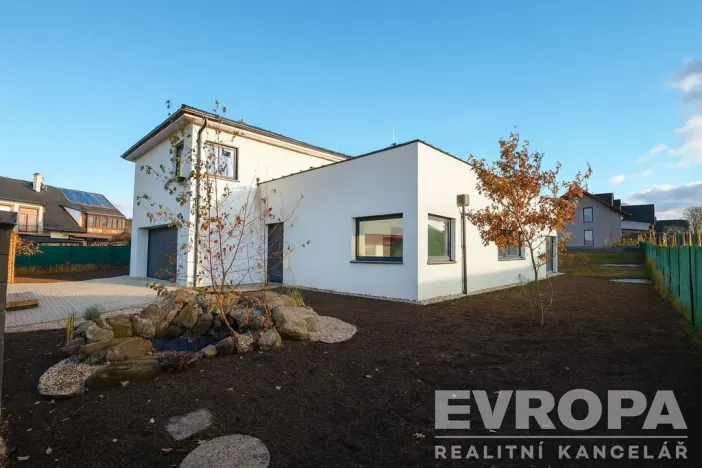 Prodej rodinného domu, Sulice - Hlubočinka, Na Okruhu, 247 m2