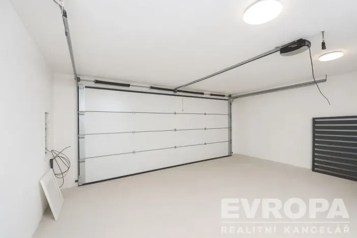 Prodej rodinného domu, Sulice - Hlubočinka, Na Okruhu, 247 m2