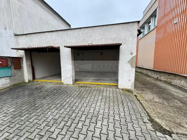 Pronájem garáže, Mladá Boleslav, 29 m2