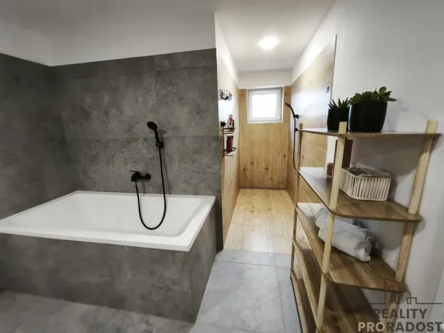 Prodej rodinného domu, Brodek u Přerova - Luková, 145 m2