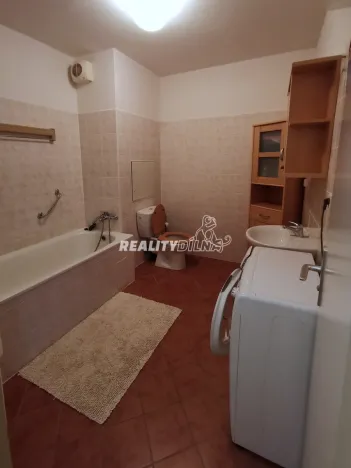 Pronájem bytu 1+1, Odolena Voda, Nad Štolami, 39 m2