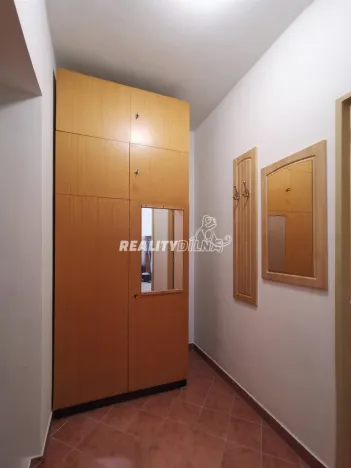 Pronájem bytu 1+1, Odolena Voda, Nad Štolami, 39 m2