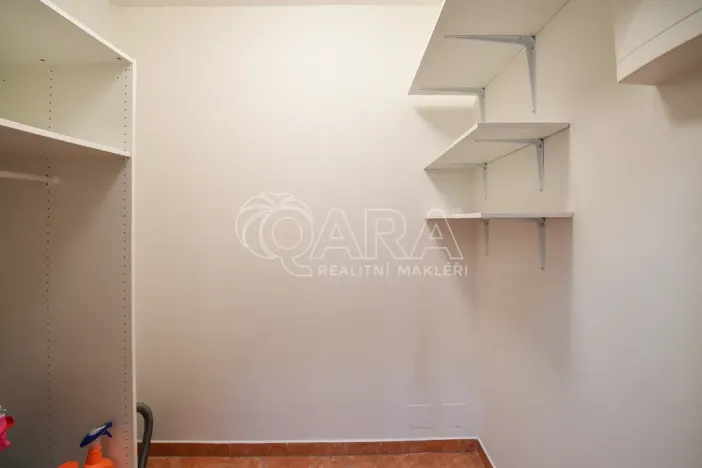 Pronájem bytu 3+kk, Praha - Uhříněves, Nové náměstí, 91 m2