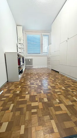 Prodej bytu 3+1, Praha, Livornská, 73 m2