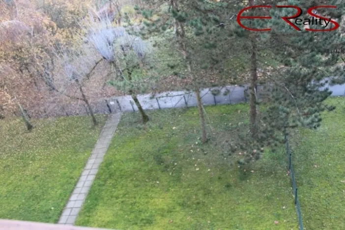 Prodej bytu 3+1, Praha - Hlubočepy, Lamačova, 62 m2