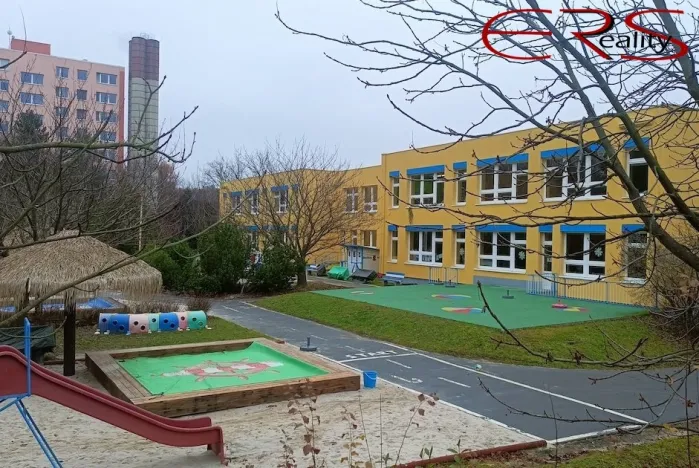 Prodej bytu 3+1, Praha - Hlubočepy, Lamačova, 62 m2