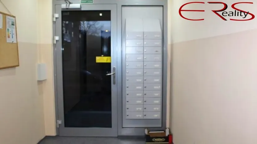 Prodej bytu 3+1, Praha - Hlubočepy, Lamačova, 62 m2