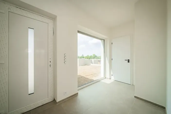 Prodej rodinného domu, Květnice, Devětsilová, 141 m2