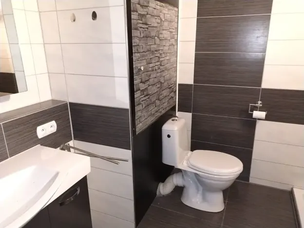 Prodej bytu 3+1, Teplice, Habrová, 77 m2