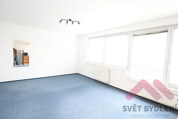 Pronájem bytu 1+kk, Praha - Vysočany, bratří Dohalských, 42 m2