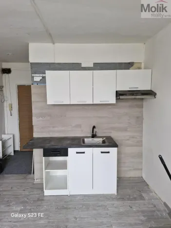 Pronájem bytu 1+kk, Klášterec nad Ohří, Budovatelská, 28 m2