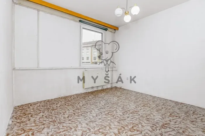 Prodej bytu 3+1, Horní Planá, Sídliště Míru, 71 m2