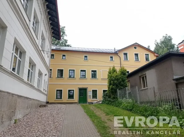 Pronájem bytu 2+1, Liberec - Liberec IV-Perštýn, U Jánského kamene, 46 m2