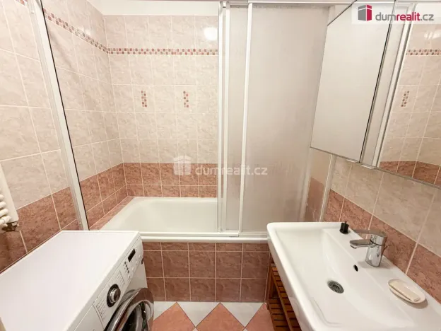 Pronájem bytu 2+kk, Hostivice, B. Němcové, 52 m2