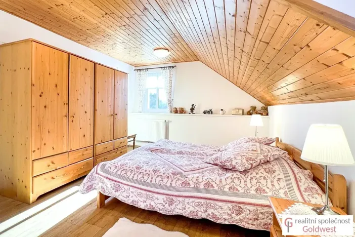 Prodej rodinného domu, Cvikov, 210 m2