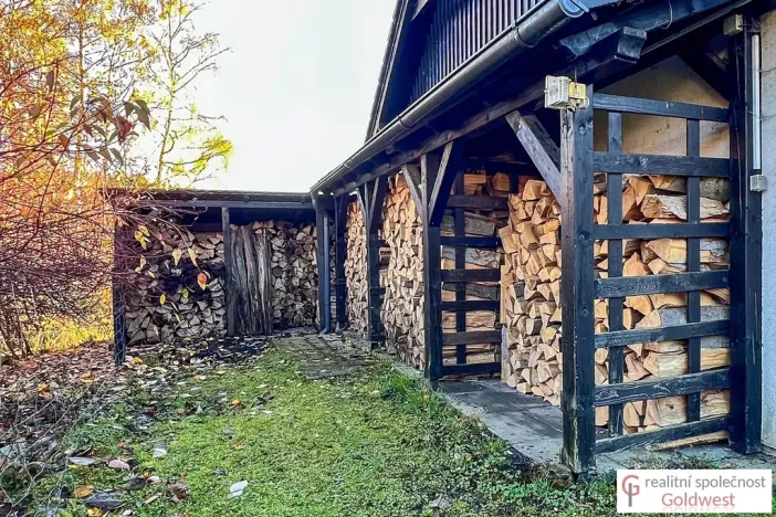 Prodej rodinného domu, Cvikov, 210 m2