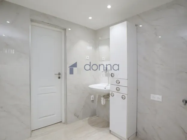 Pronájem bytu 2+1, Praha, Krhanická, 80 m2