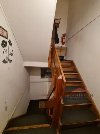 Prodej rodinného domu, Sobotín, 1134 m2