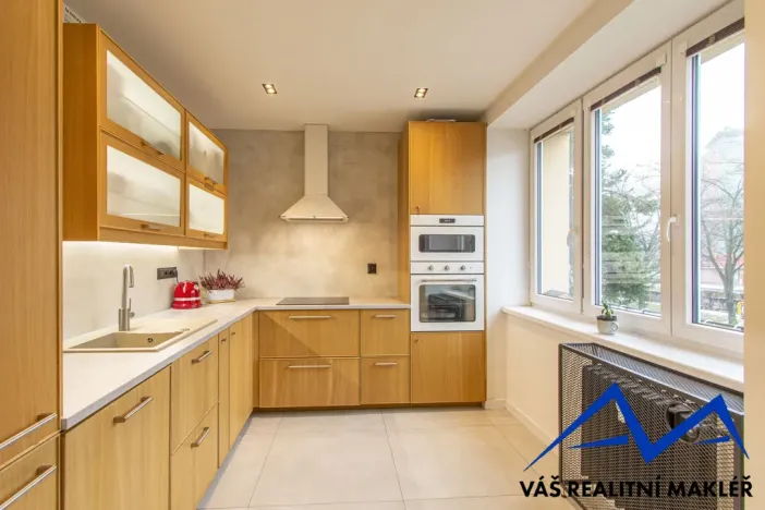 Prodej bytu 3+1, Ostrava, Hlavní třída, 85 m2