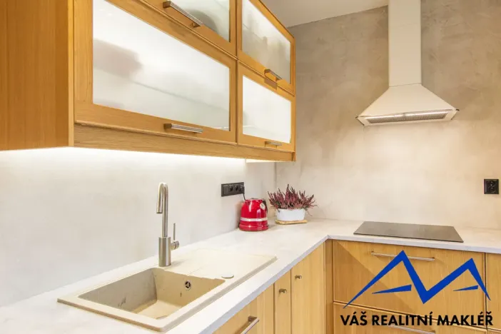 Prodej bytu 3+1, Ostrava, Hlavní třída, 85 m2