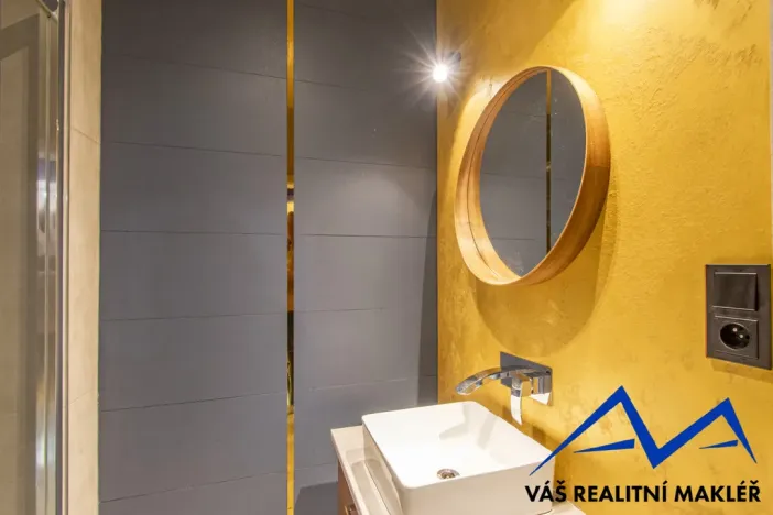 Prodej bytu 3+1, Ostrava, Hlavní třída, 85 m2