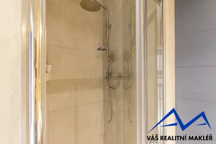 Prodej bytu 3+1, Ostrava, Hlavní třída, 85 m2