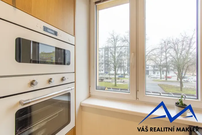 Prodej bytu 3+1, Ostrava, Hlavní třída, 85 m2