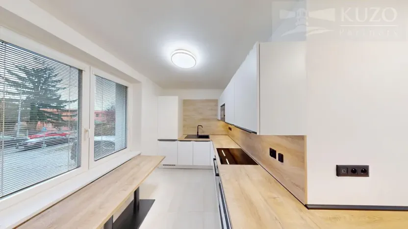 Pronájem bytu 2+1, Praha, Vrútecká, 53 m2