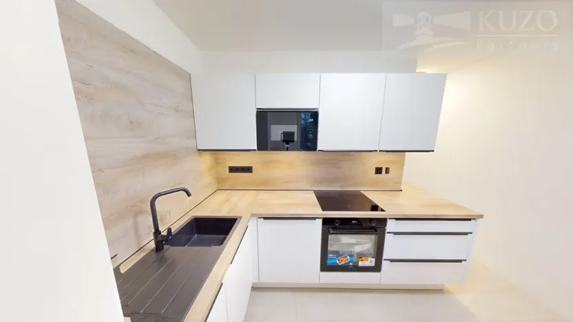 Pronájem bytu 2+1, Praha, Vrútecká, 53 m2