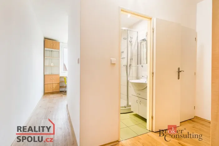 Pronájem bytu 1+1, Brno - Řečkovice, Renčova, 41 m2