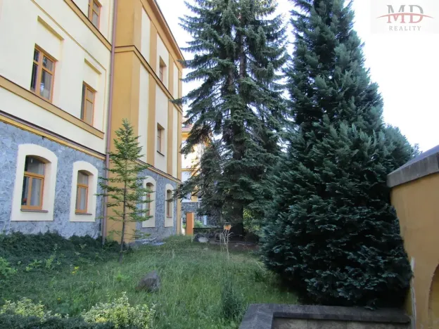 Prodej kanceláře, Ústí nad Labem - Střekov, Karla IV., 100 m2