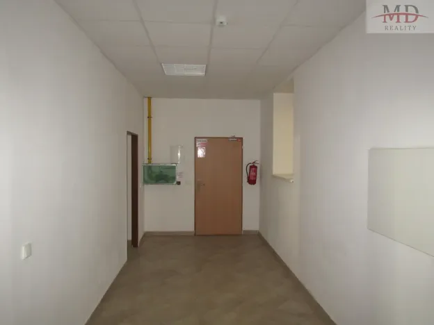 Prodej kanceláře, Ústí nad Labem - Střekov, Karla IV., 100 m2