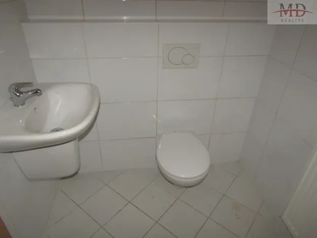 Prodej kanceláře, Ústí nad Labem - Střekov, Karla IV., 100 m2