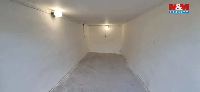 Pronájem garáže, Ostrava, V Zahradách, 19 m2
