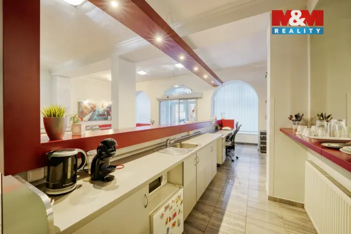 Pronájem obchodního prostoru, Plzeň - Severní Předměstí, Pod Všemi svatými, 12 m2