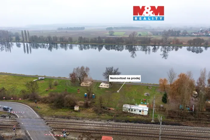 Prodej zahrady, Křešice, 1796 m2