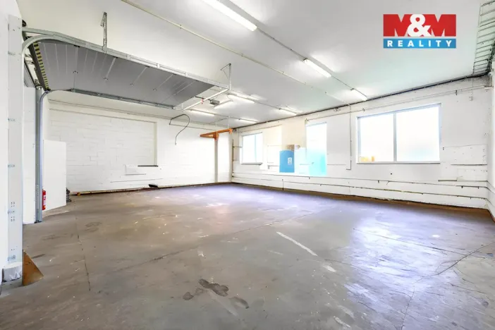 Pronájem výrobních prostor, Měřín, 454 m2