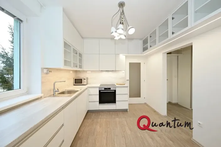 Pronájem bytu 3+1, Praha - Suchdol, K Horoměřicům, 90 m2