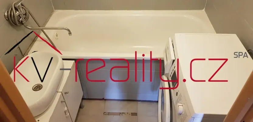 Prodej bytu 2+1, Hroznětín, Sídliště, 56 m2