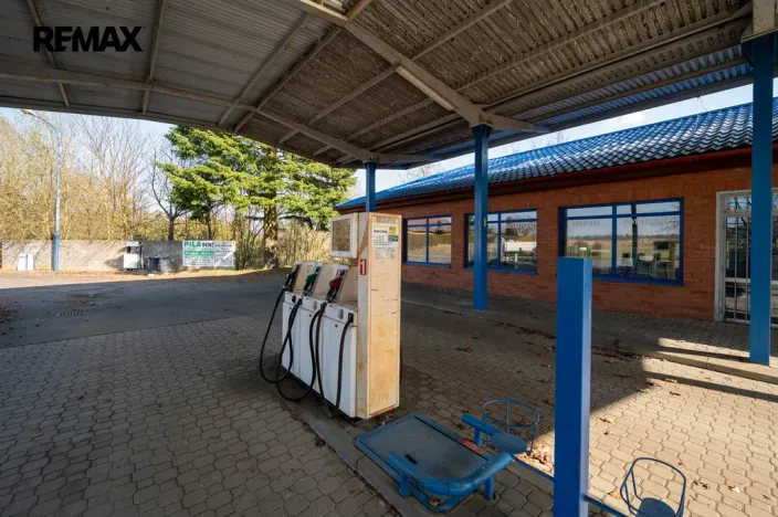 Prodej komerční nemovitosti, Rataje nad Sázavou, 200 m2