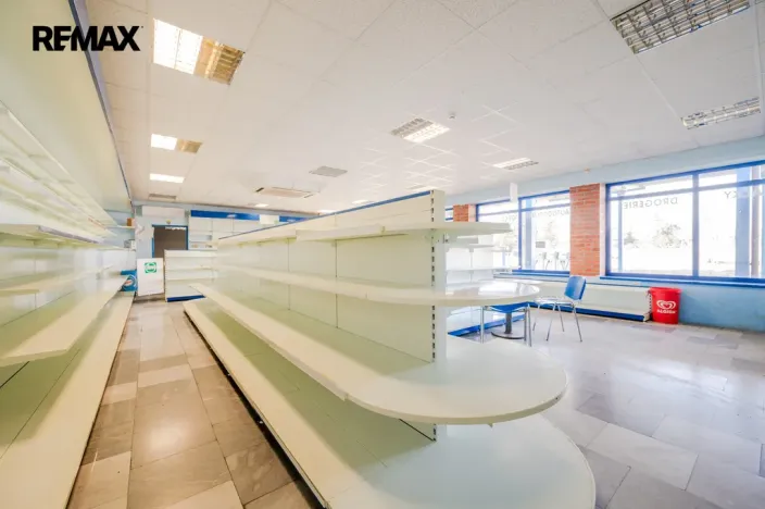 Prodej komerční nemovitosti, Rataje nad Sázavou, 200 m2