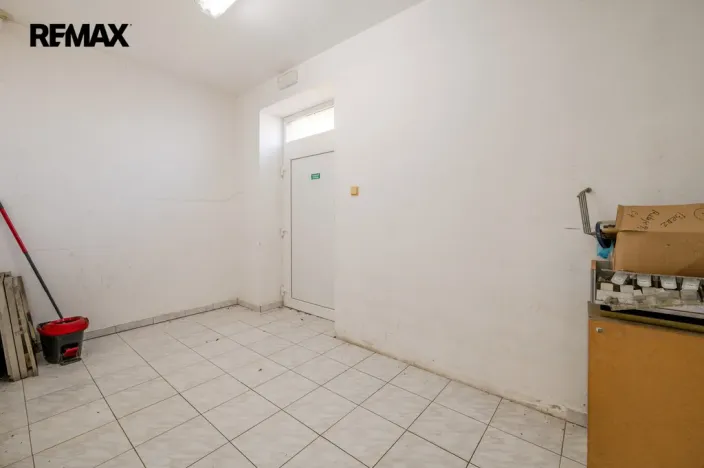 Prodej komerční nemovitosti, Rataje nad Sázavou, 200 m2